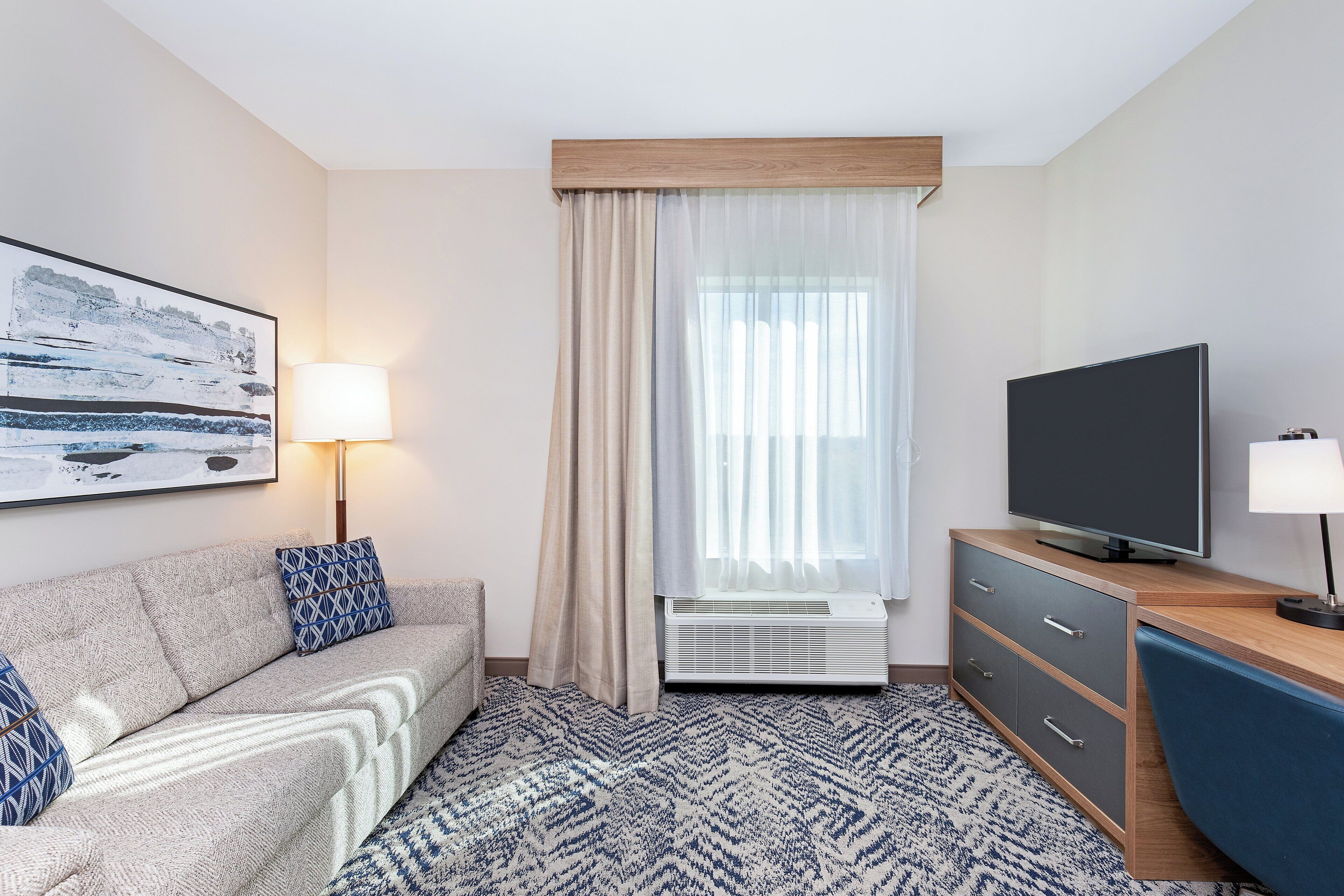 Suite, 1 Bedroom, Accessible Bathtub (Accessible Tub) | 1 bedroom, desk, laptop workspace, soundproofing