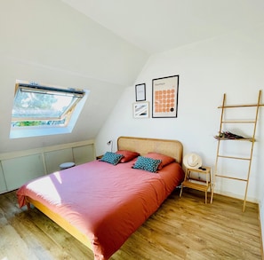 1 bedroom, iron/ironing board, WiFi