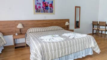 Minibar, wi-fi (inkludert) og sengetøy