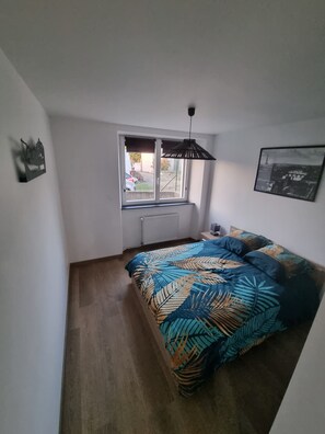 2 Schlafzimmer, Bügeleisen/Bügelbrett, WLAN, Bettwäsche