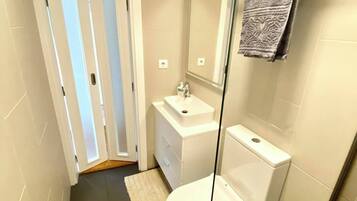 Dusche, Toilettenpapier