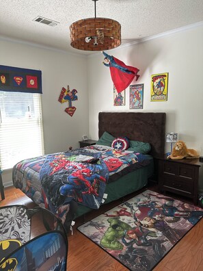 4 bedrooms, iron/ironing board, free WiFi, bed sheets