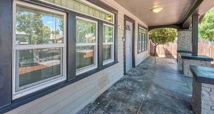 Relaxing Retreat Near Tower & Mural District