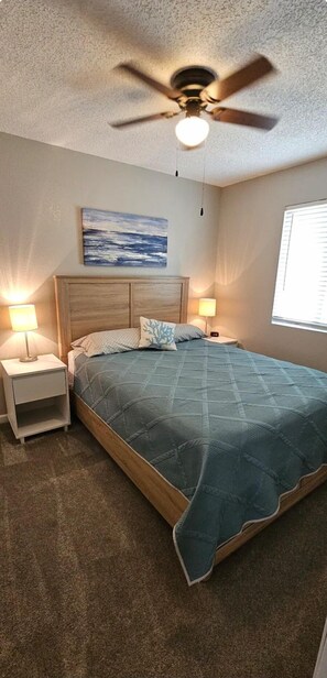4 bedrooms, desk, free WiFi, bed sheets