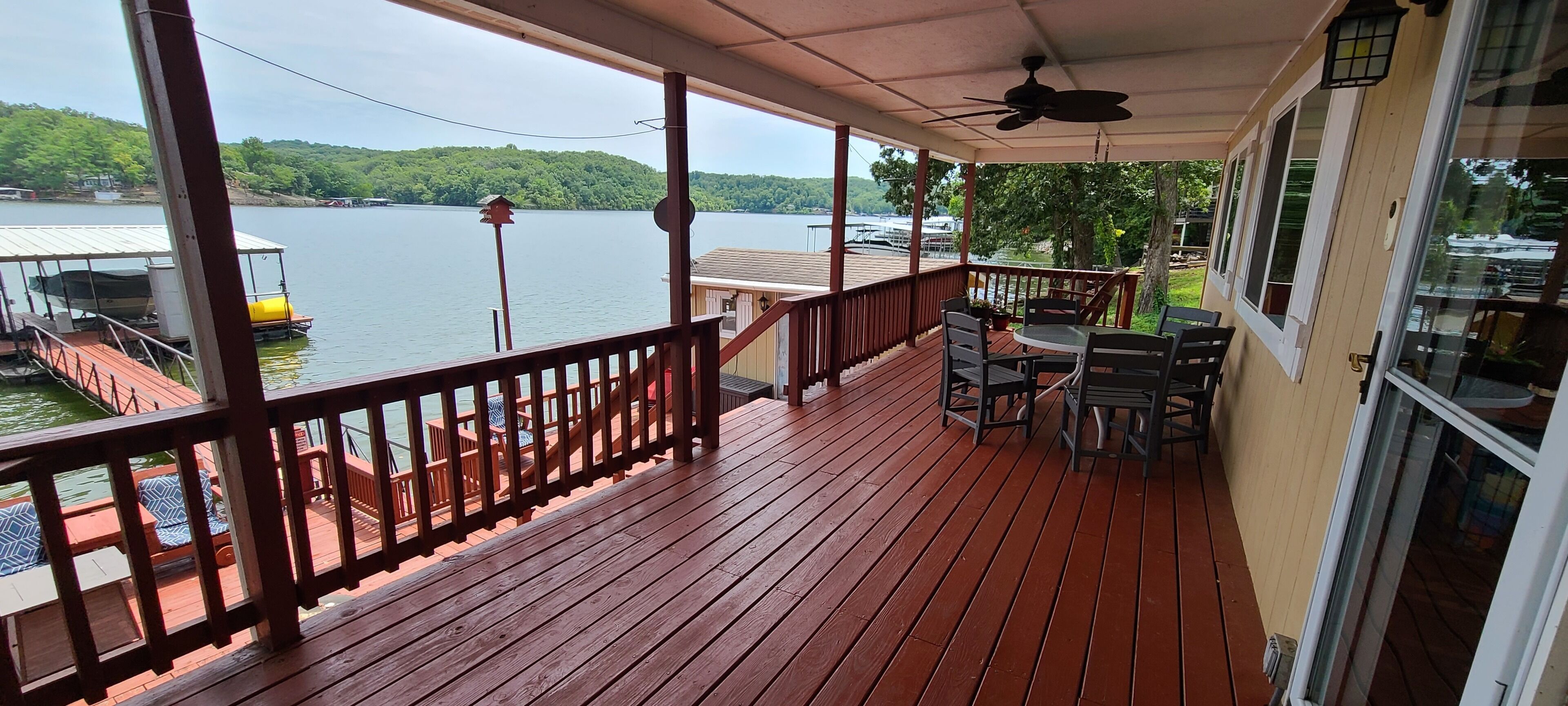 Lake Affect w/Garage Game room!