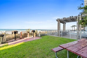BBQ/picnic Area - Ocean Reef Beach Resort by PHG (Panama City Beach)