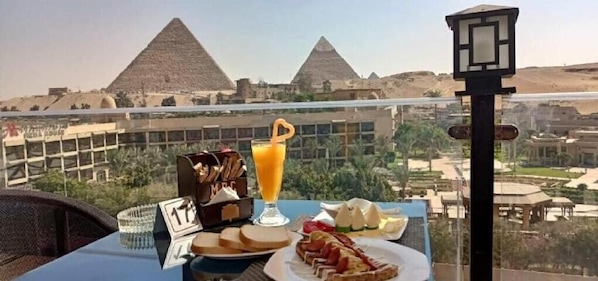 Desayuno completo incluido todos los días