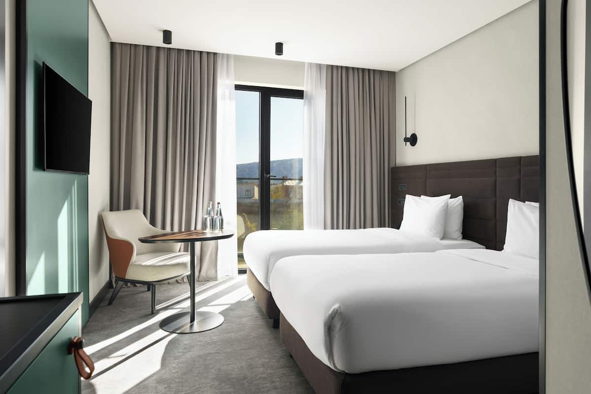 Standard Room, 2 Single Beds | Room amenity