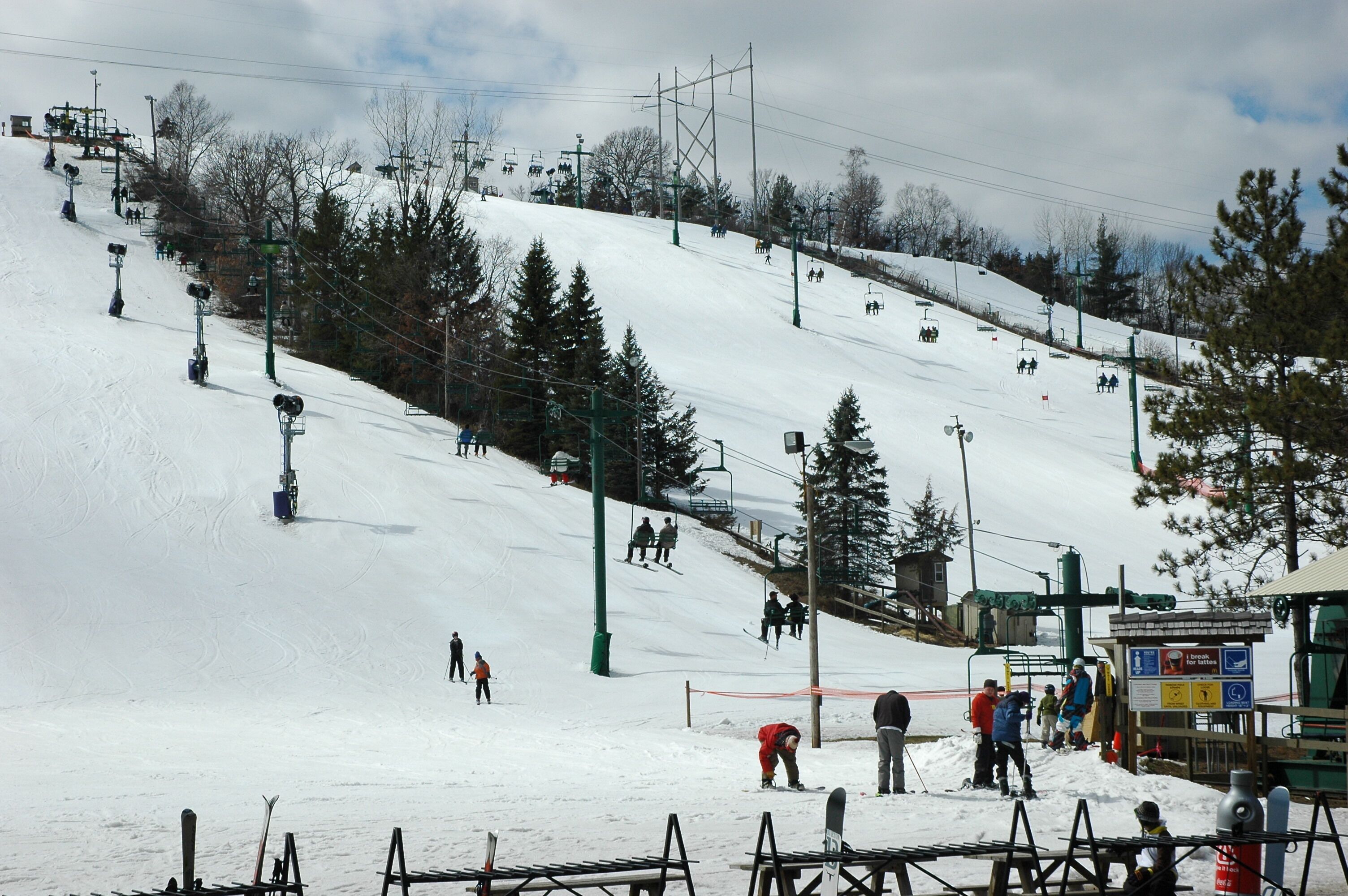 Snow and ski sports