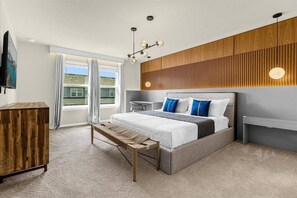 5 bedrooms, travel cot, WiFi, bed sheets