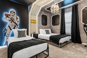 7 bedrooms, iron/ironing board, WiFi, bed sheets