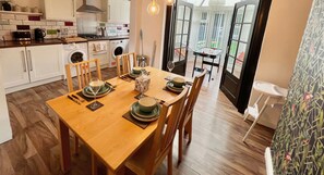 บ้านพัก | ร้านอาหาร