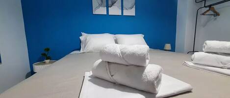 2 bedrooms, travel crib, WiFi, bed sheets