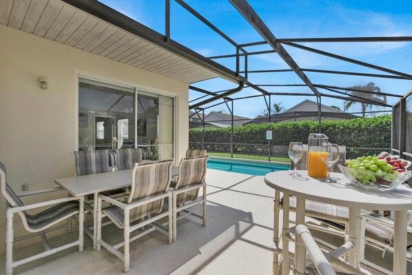 Outdoor dining