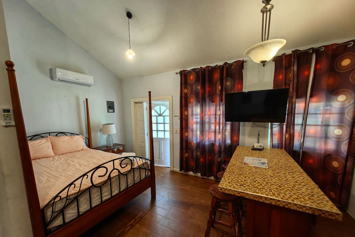 Family Cabin, Berbilang Katil | Seterika/papan seterika, Wi-fi percuma
