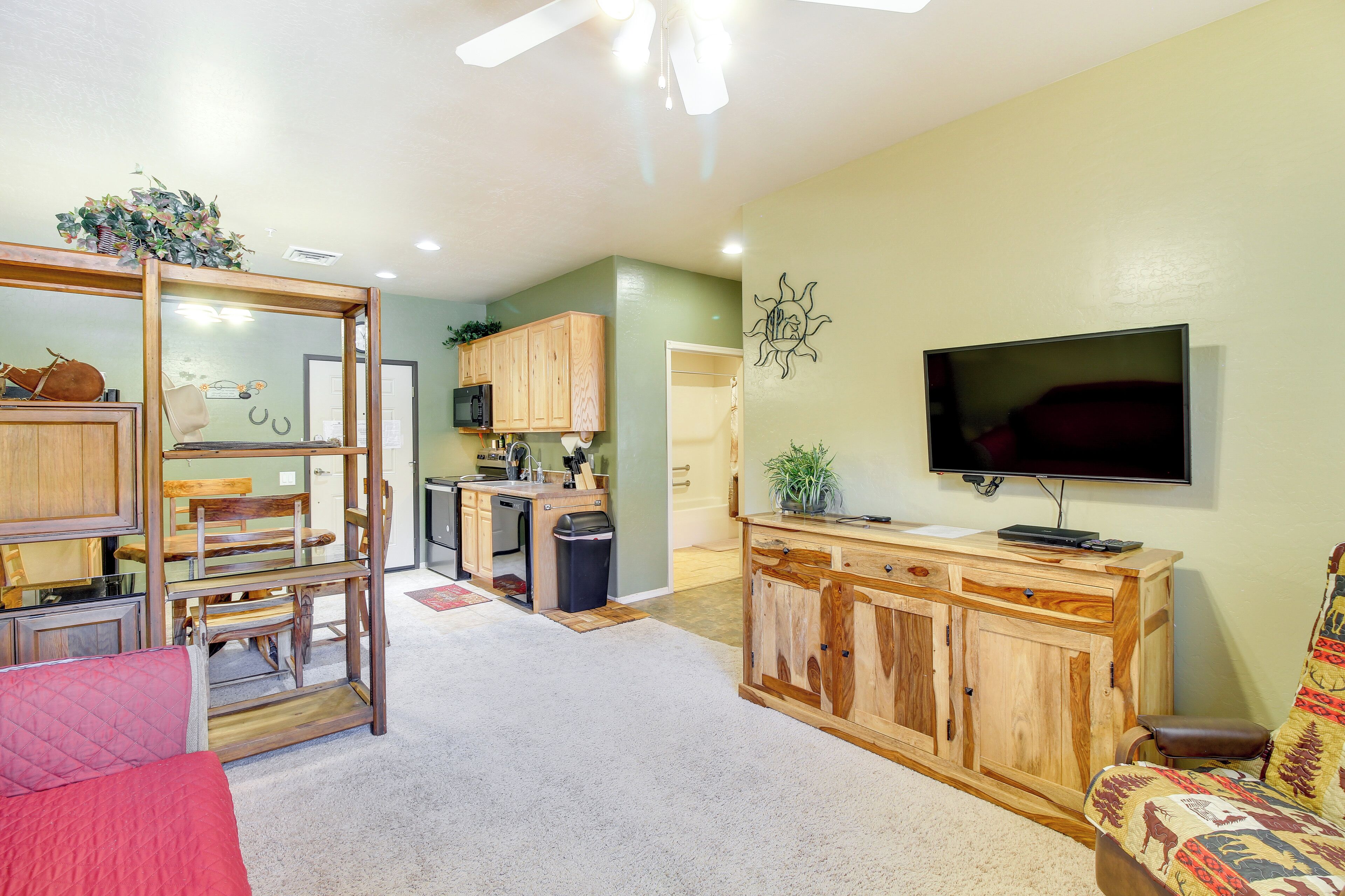 Pet-Friendly Overgaard Condo w/ Amenity Access!