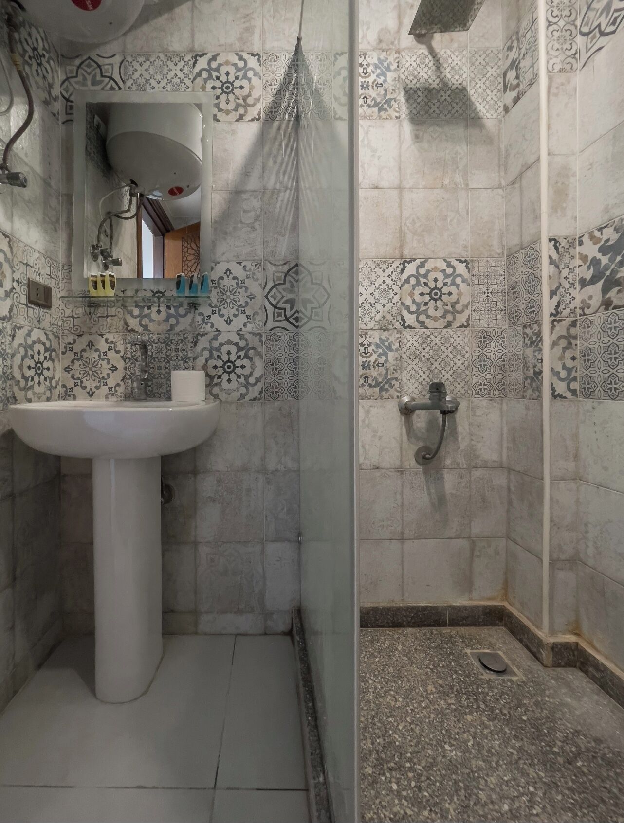 Foto - Queen Isis pyramids view