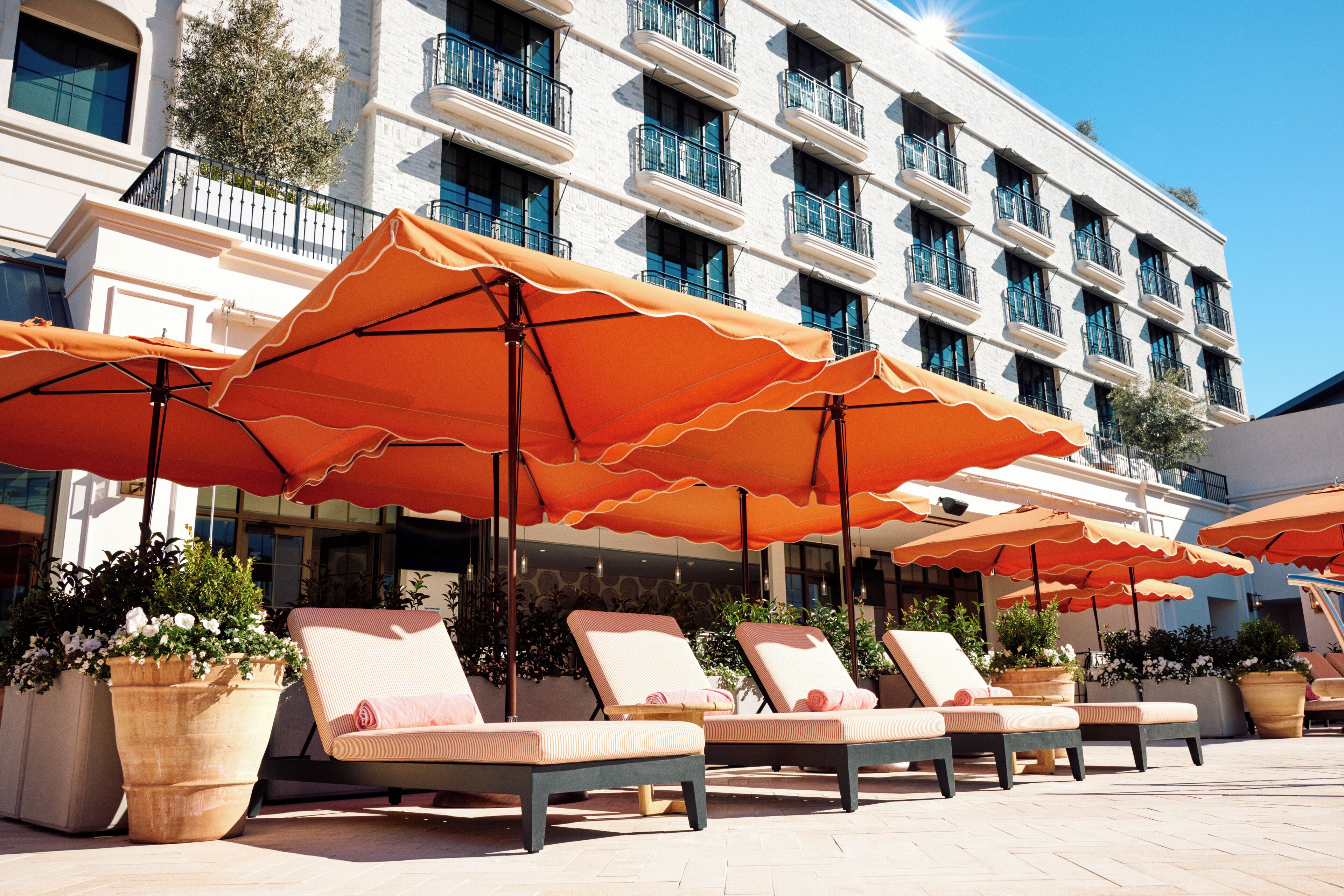 야외 수영장, 카바나(요금 별도), 수영장 파라솔