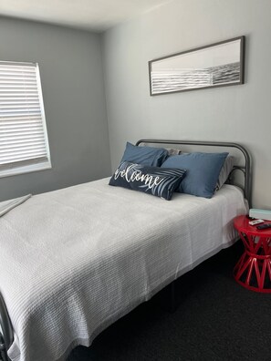 2 habitaciones, tabla de planchar con plancha y wifi gratis 