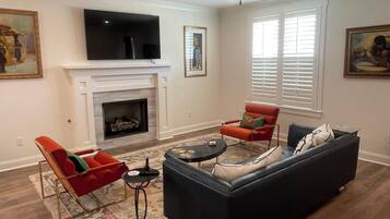 TV connectée, cheminée