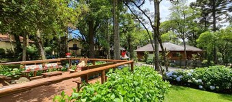 Pousada Pinhão e Poesia