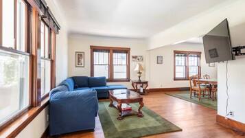 Téléviseur connecté, livres