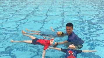 2 indoor pools, outdoor pool, open 7:00 AM to 9:00 PM, free pool cabanas