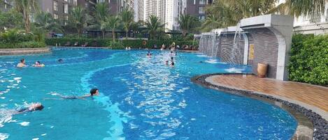 2 Innenpools, Außenpool, Cabañas (kostenlos), Sonnenschirme