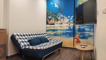 Departamento superior | Área de sala de estar | Smart TV de 55 pulgadas con canales digitales y películas con cargo