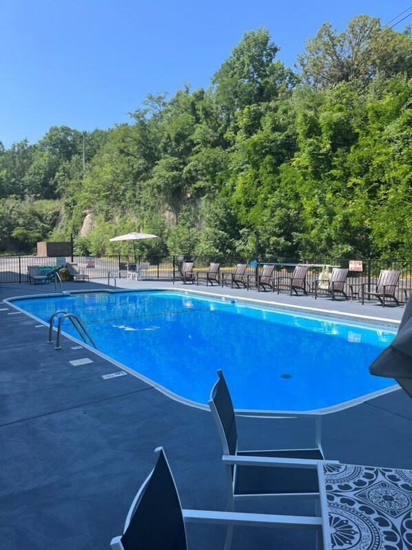 Pool - Ideal 1BR Condo a Short Ride Away from Escape Code (Branson)