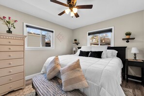 3 chambres, bureau, fer et planche à repasser, Wi-Fi gratuit