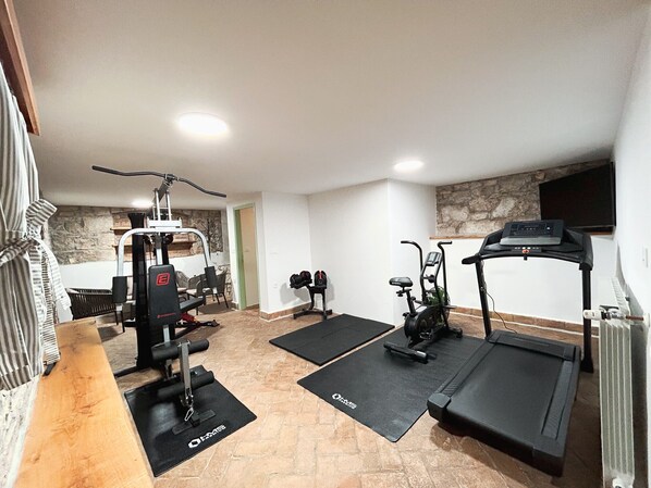 Fitness facility - Villa Lilium mit privatem Pool und Wellness (Blaškovici)