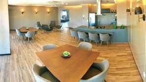 Dining - Vacanze - edf. Time apt 812, rooftop pool with panoramic views (Ponta Verde Maceió)