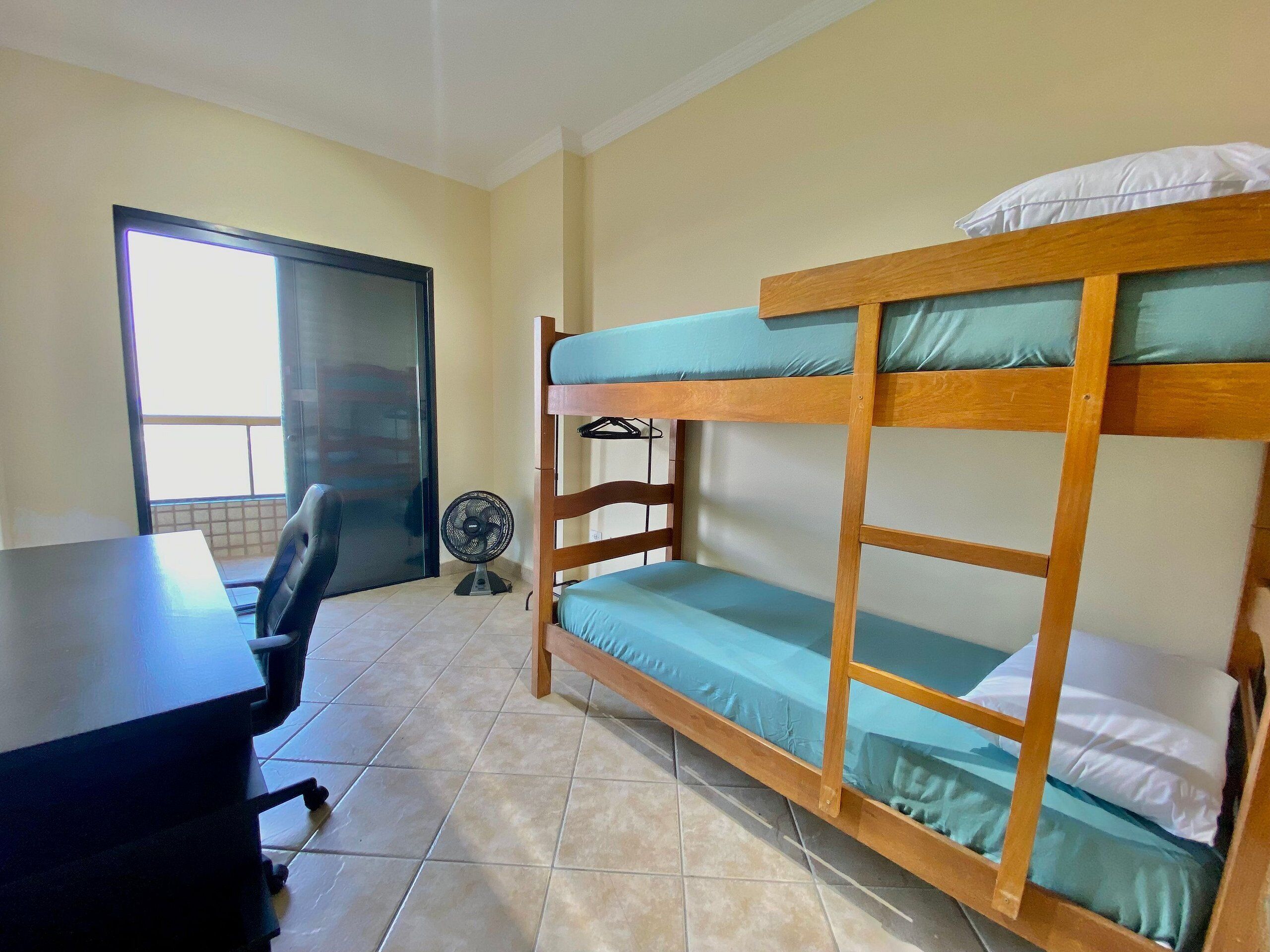 Apartamento básico | 3 quartos, Wi-Fi de cortesia, roupa de cama
