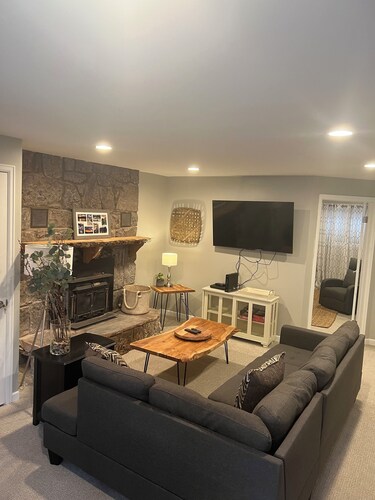 Relaxing Mt. Walkout Retreat-"Retreat Below Chipita Park"