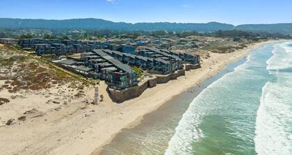 Ocean Harbor 312 - Monterey Condo - Beachfront Monterey Bay