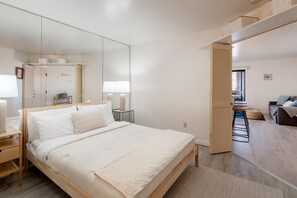 1 bedroom, iron/ironing board, Internet, bed sheets