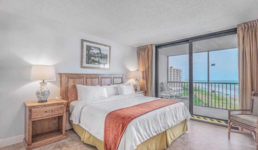 Capital Vacations Turtle Reef Condo I 2 Bedroom Hutchinson Island