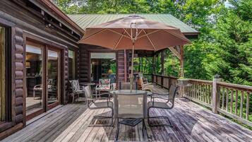 Tempat makan outdoor