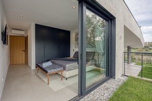 4 soverom, strykejern/-brett, internettilgang og sengetøy