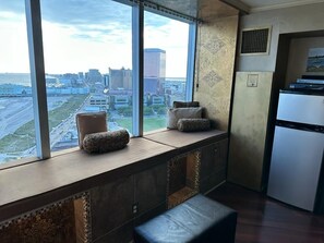 Interior - Atlantic City’s spectacular beachfront direct ocean view from the 27th floor. (Atlantic City)