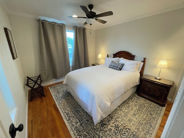 2 bedrooms, desk, soundproofing, iron/ironing board