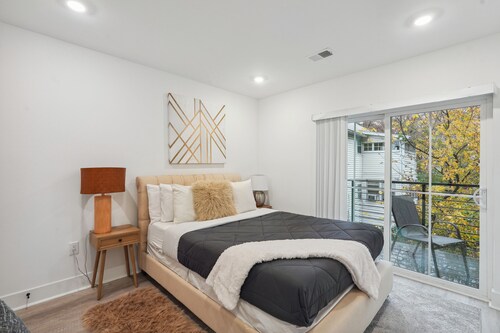 Stylish 1BD Brookland Home with Great Views!