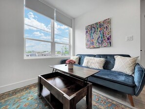 TV, offices - Perfect 1 BD Brookland Home w City Skyline View (Washington)