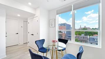 تناول الطعام