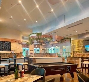 Bar (in der Unterkunft)