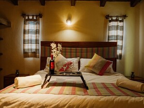 Couette en duvet, fer et planche Ă repasser, accĂšs au Wi-Fi (inclus)