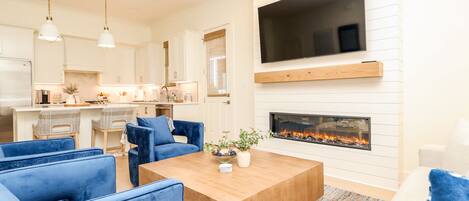 スマートテレビ、暖炉