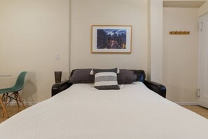 1 chambre, bureau, Wi-Fi, literie fournie