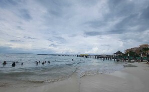 Beach nearby, white sand, 2 beach bars